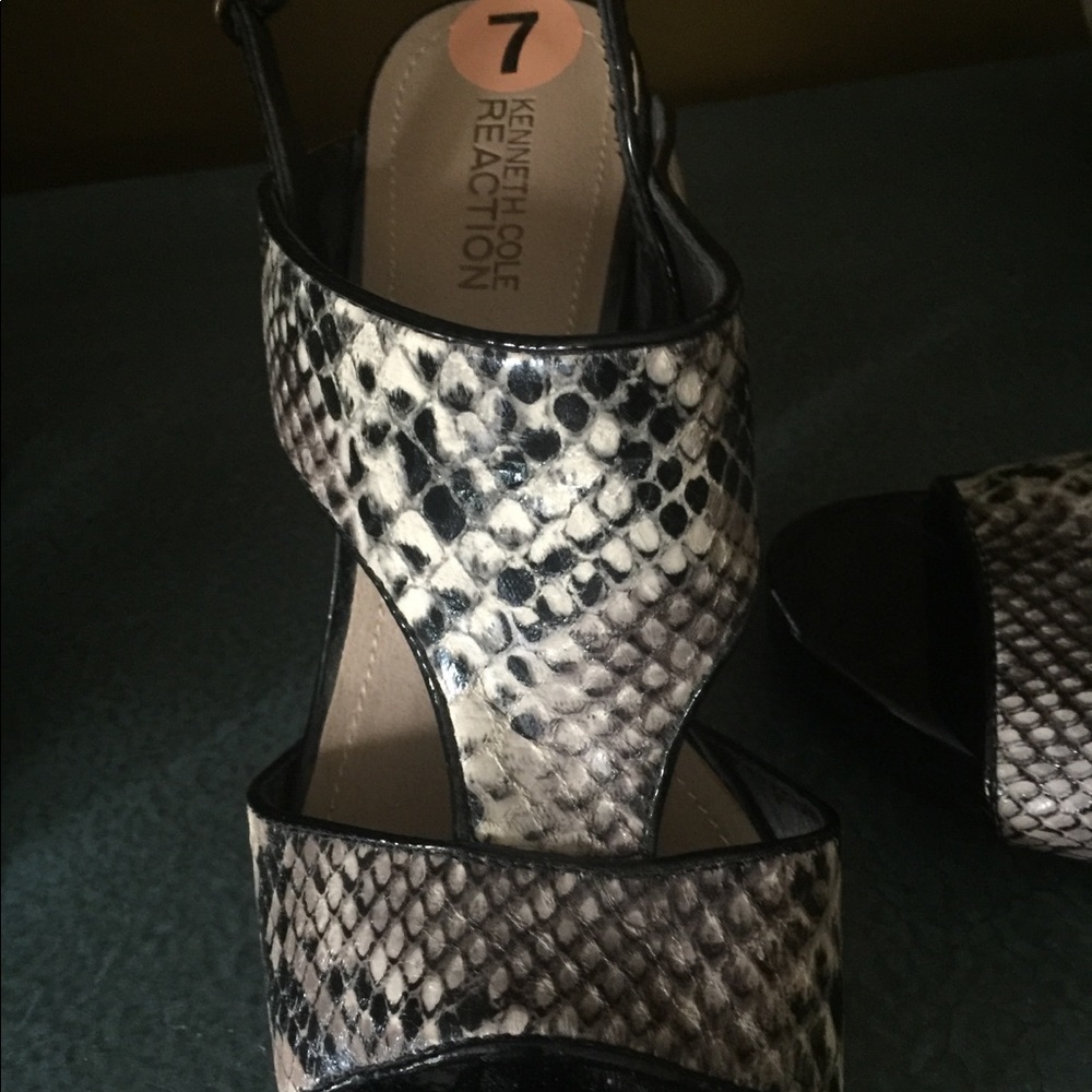 Leopard heels
